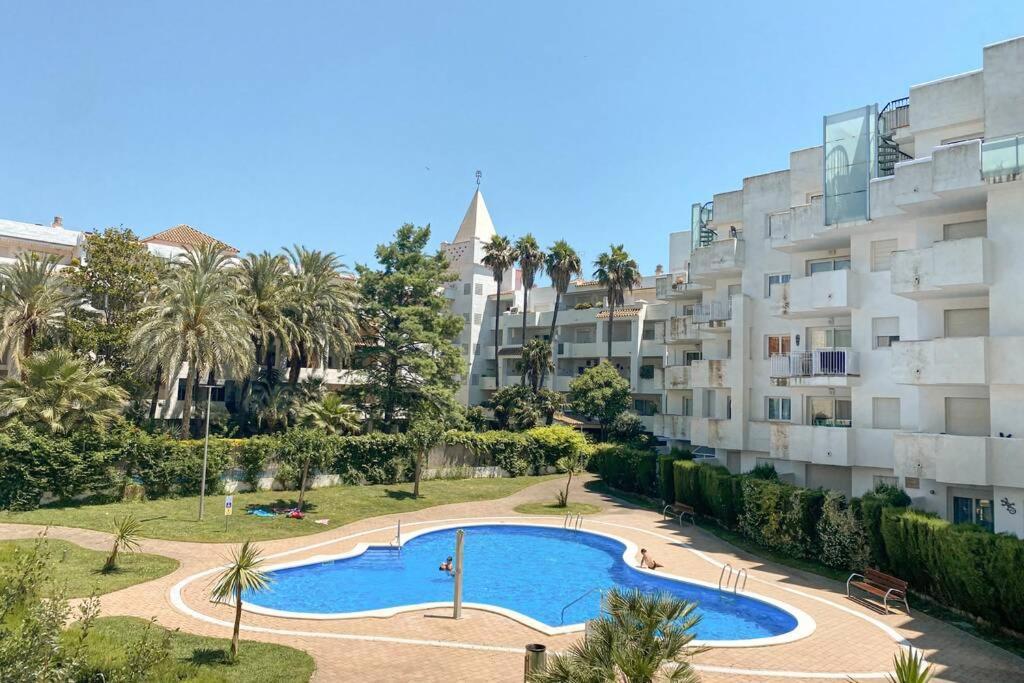 Blue Marina - Terraza, Piscina Y Wifi Gratis Apartamento Roses